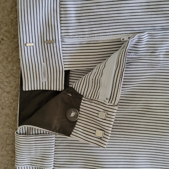 Brown/ White PinStripe Bermuda Shorts. Relaxed fit. Size 18. - Picture 7 of 7